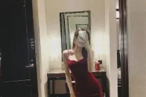 陈飞宇《纯真年代》蝉联双冠 张凌赫新角色热度登顶周榜