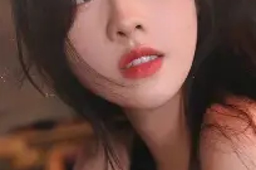 美顶流性感女神卖惨大翻车？称爸妈砸锅卖铁助她当明星